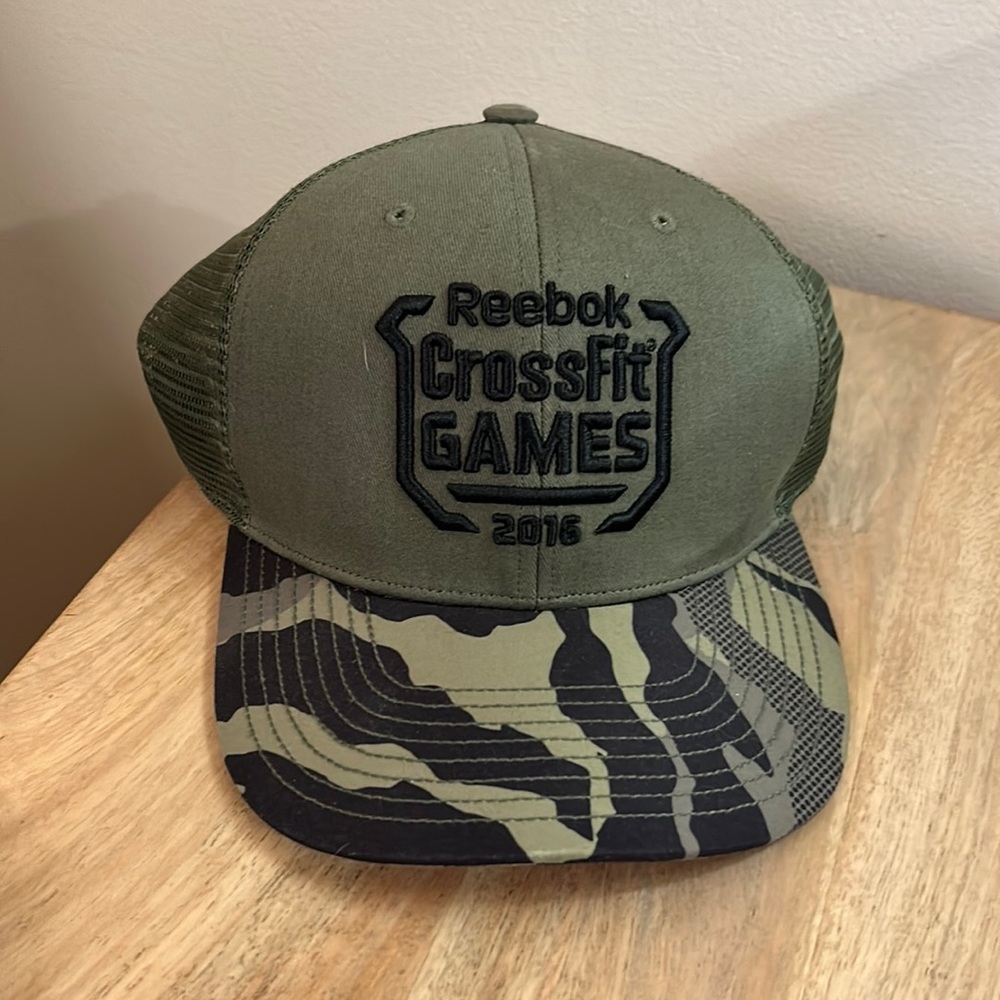 never worn 2016 CrossFit Games trucker hat